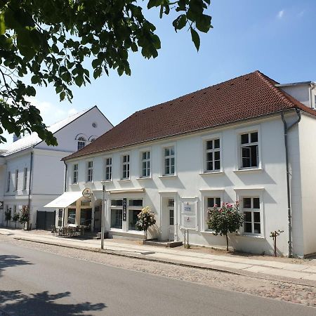 Dts Appartements Putbus Eksteriør billede
